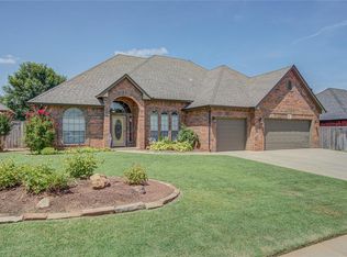 213 Highland Gln, Norman, OK 73069