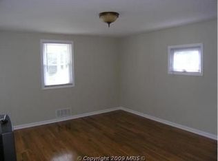 332 Savannah Rd, Baltimore, MD 21221