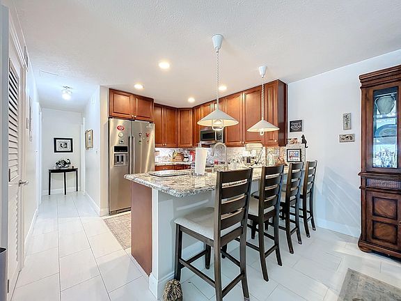 4th image of 1700 SE 15th Street #111