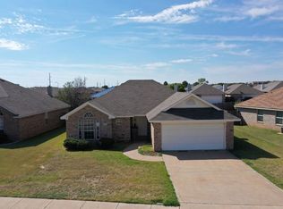 5448 Flo Dr, Wichita Falls, TX 76302