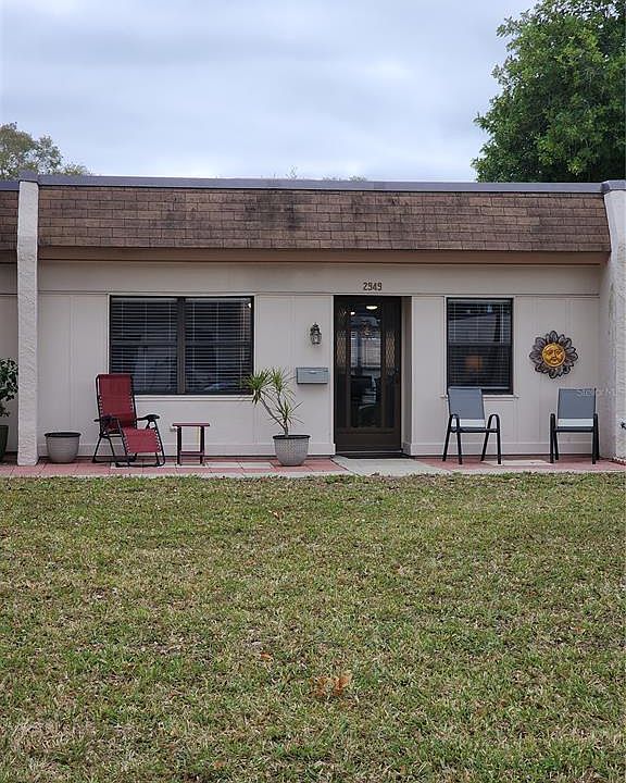 1st image of 2949 Feather Dr