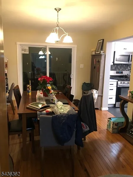 3 bed, 3.0 bath, $3,000 — Photo 4