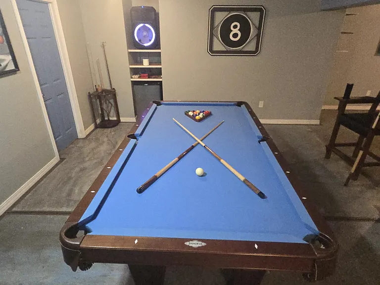 Basement: Pool Table (uncovered)