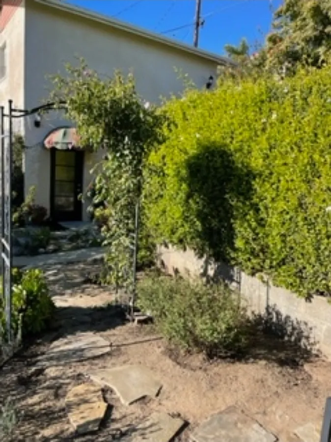 Studio, 450 sqft, $1,850 — Photo 2