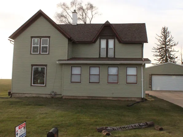 207 Jefferson St, Brooklyn, IA 52211