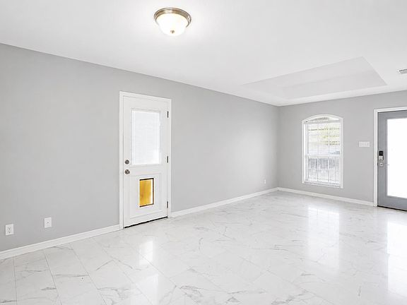 4th image of 4620 Santa Martha Blvd