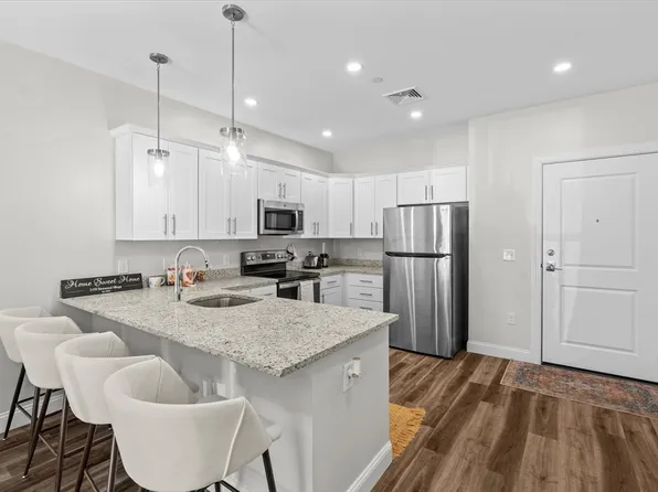 3109 Briarwood Vlg #3109, Clinton, MA 01510