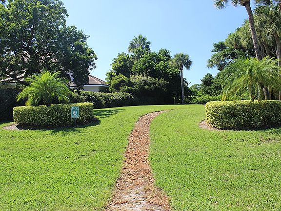 5th image of 1341 Poitras Dr