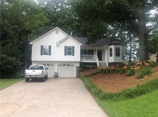 224 Hawkins Farm Cir, Ball Ground, GA 30107