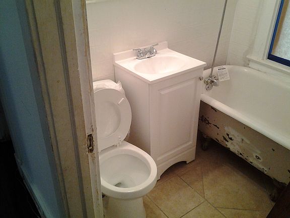5th image of 3803 College Ave