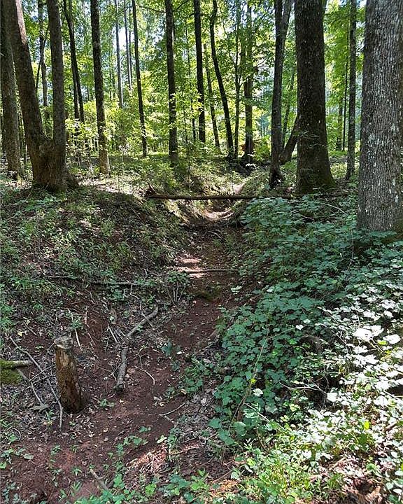 1st image of 2470 Fears Rd