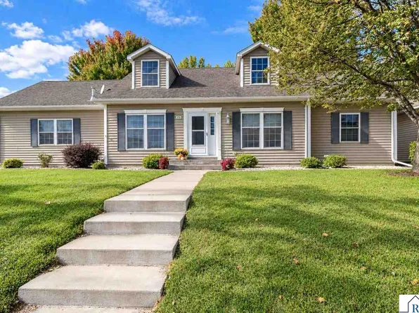 816 Cottonwood St, New Ulm, MN 56073