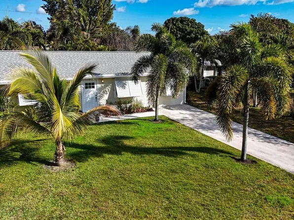 4643 Appaloosa St, West Palm Beach, FL 33417
