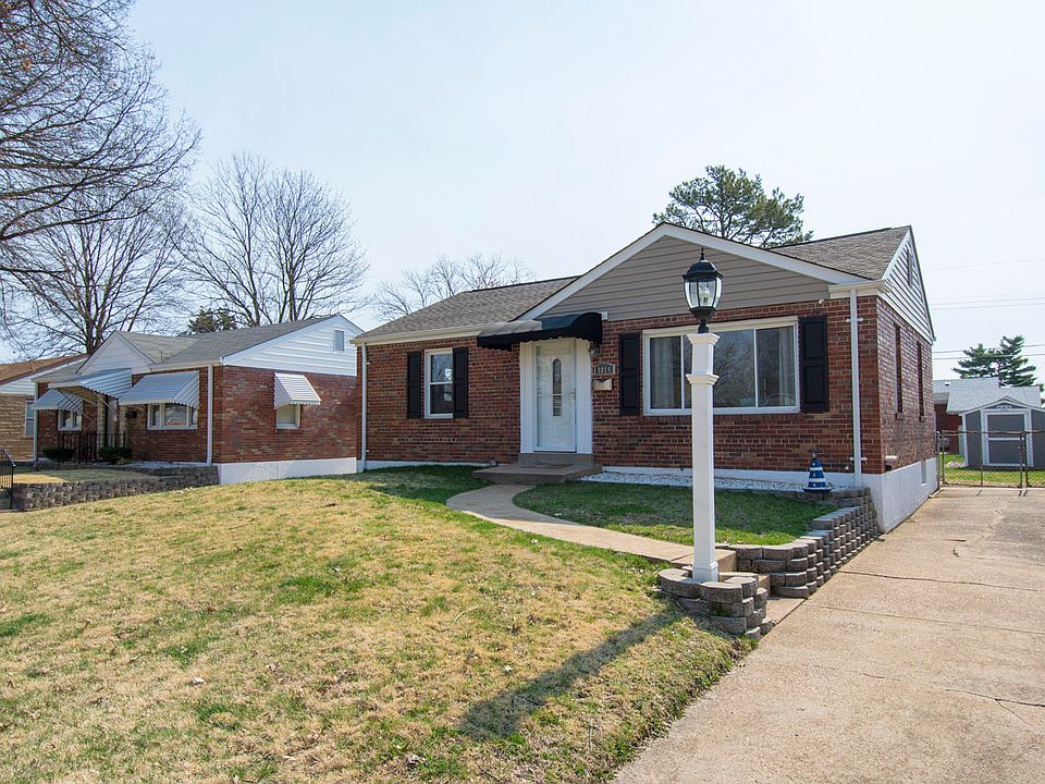 1st image of 8014 Parkwood Dr
