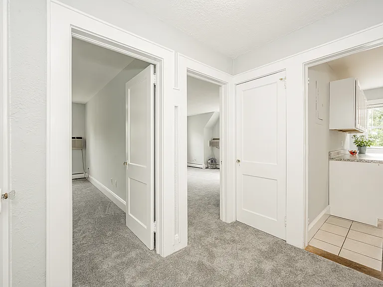 300 Hubbard Ave #2 — Photo 14