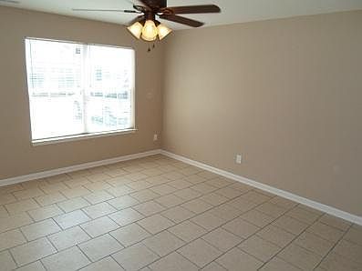 2nd image of 705 Crestland Ave APT B8