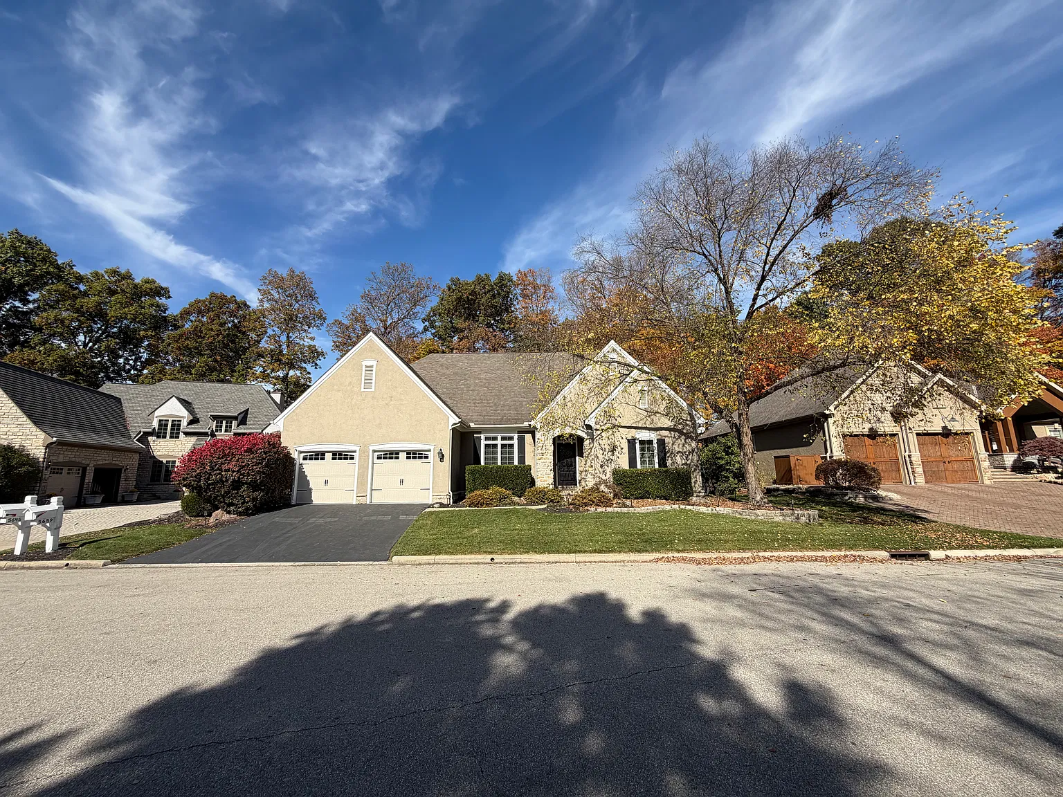 5 bed, 3.5 bath, 3800 sqft, $4,000 — Photo 1