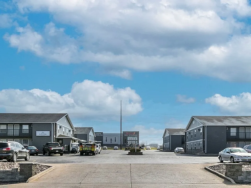 Eastview Apartments
