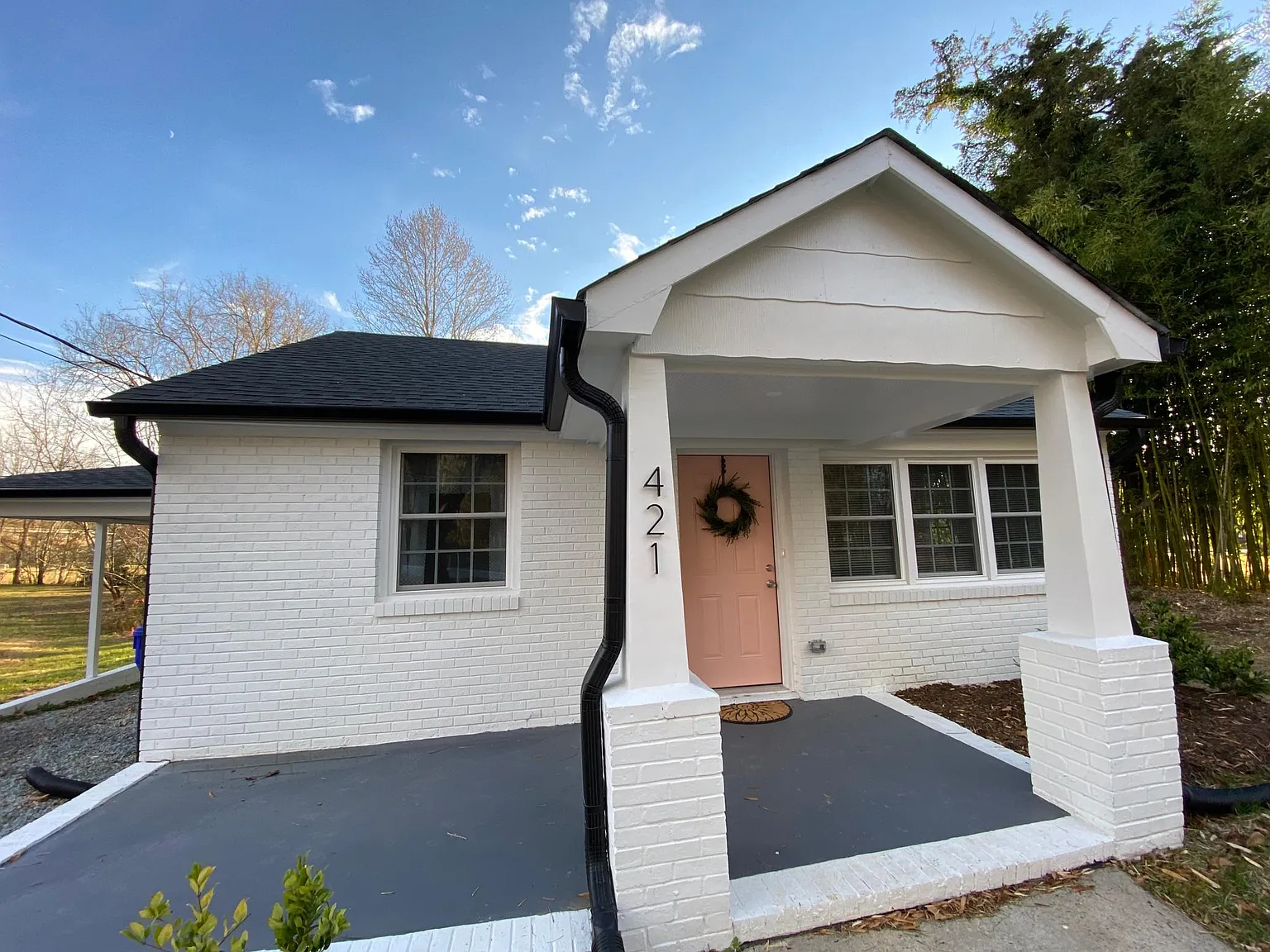 2 bed, 926 sqft, $2,300 — Photo 3