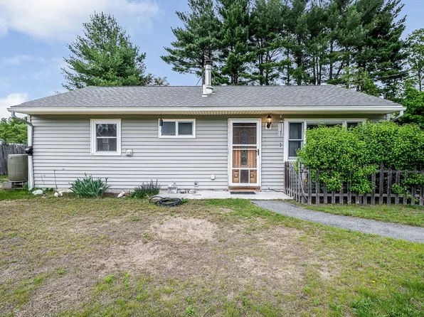 5 Dirlam Cir, Tewksbury, MA 01876