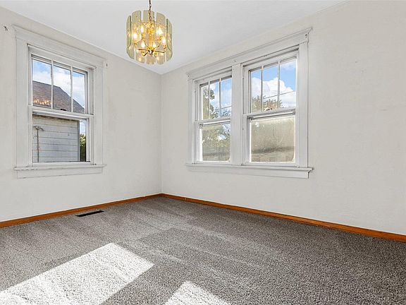 5th image of 5625 Helen Ave