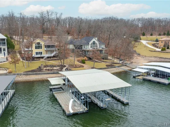 921 Muirfield Dr, Sunrise Beach, MO 65079