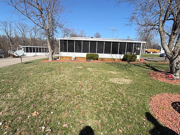 4th image of 2288 W Old 101 Rd #24