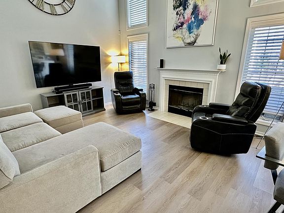 5th image of 1737 Woodland DRIVE #12-39