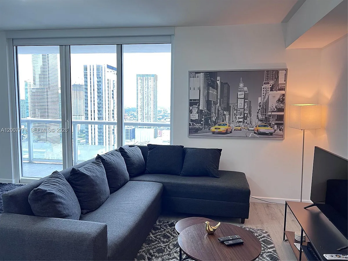 Building Photo - 50 Biscayne Blvd #3209