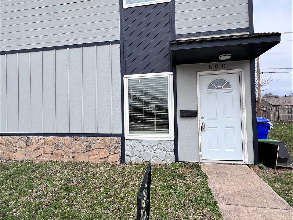 1st image of 500 Sinclair Dr #1
