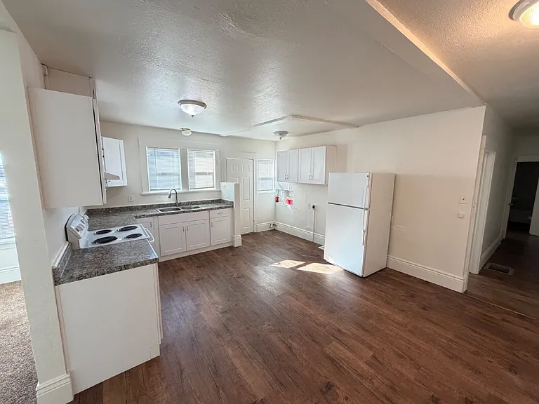 1819 Q St — Photo 8