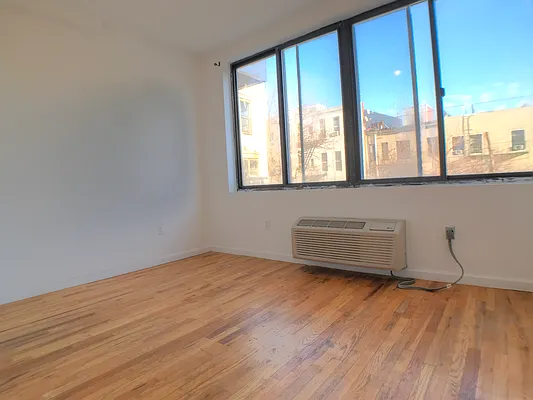 Rented by Highline Residential | media 3