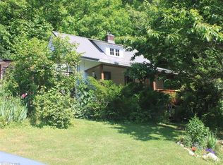 324 Walking Horse Dr, Hot Springs, NC 28743