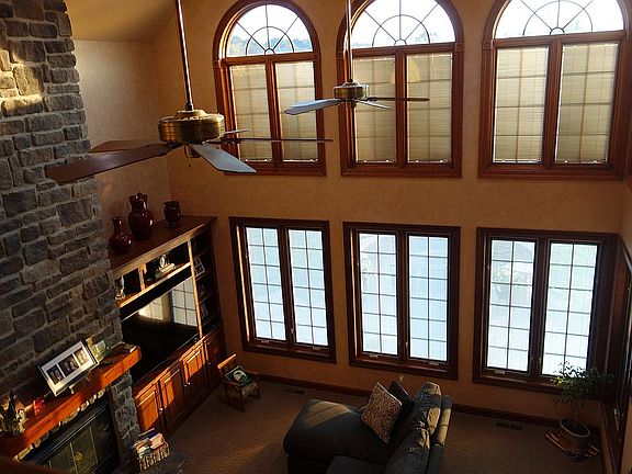 4th image of 618 Saint Annes Ct