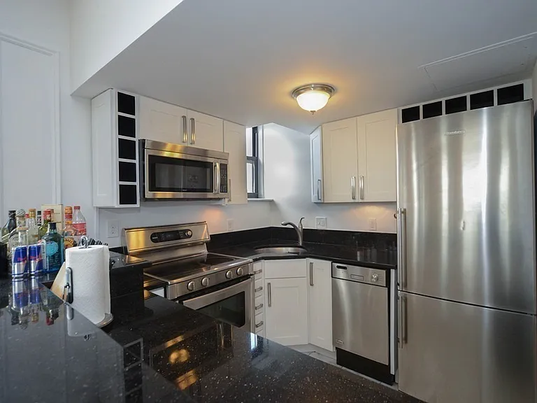 464-466 Commonwealth Ave #63 — Photo 9