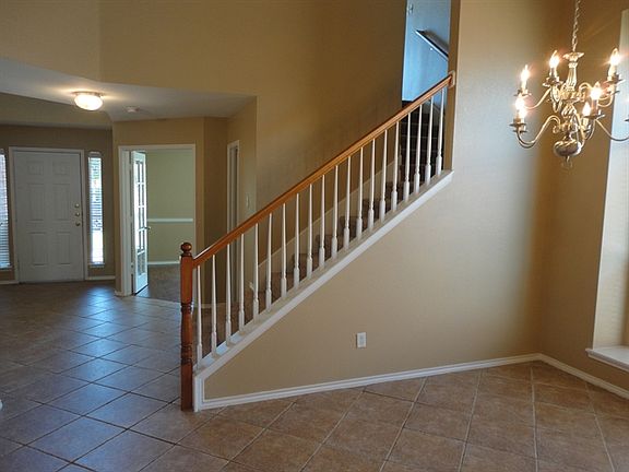 3rd image of 9037 Nightingale Dr