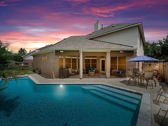 3rd image of 7915 Swan Hollow Ct