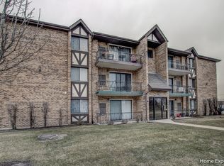 17510 71st Ct APT 1D, Tinley Park, IL 60477