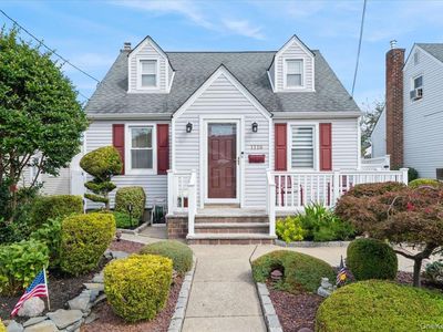 1116 Theodora Street, Franklin Square, NY, 11010