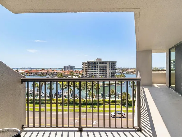 1660 Gulf Blvd #607 — Photo 32