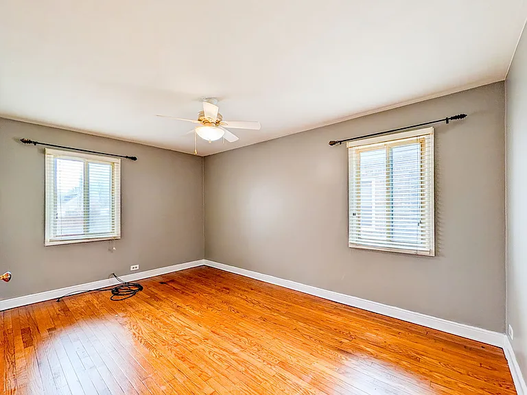 631 Balmoral Ave — Photo 7