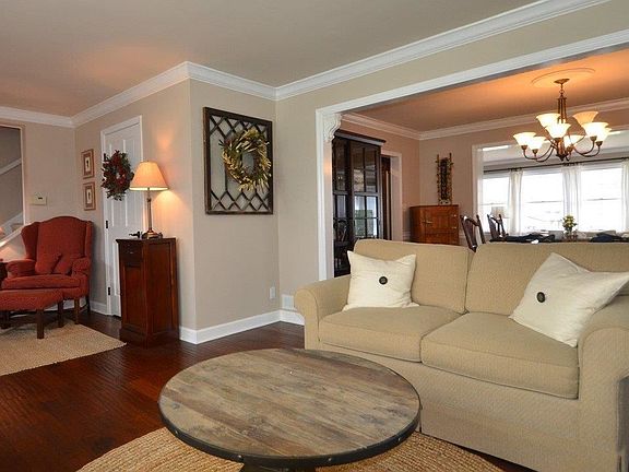 4th image of 6574 Baywood Ln