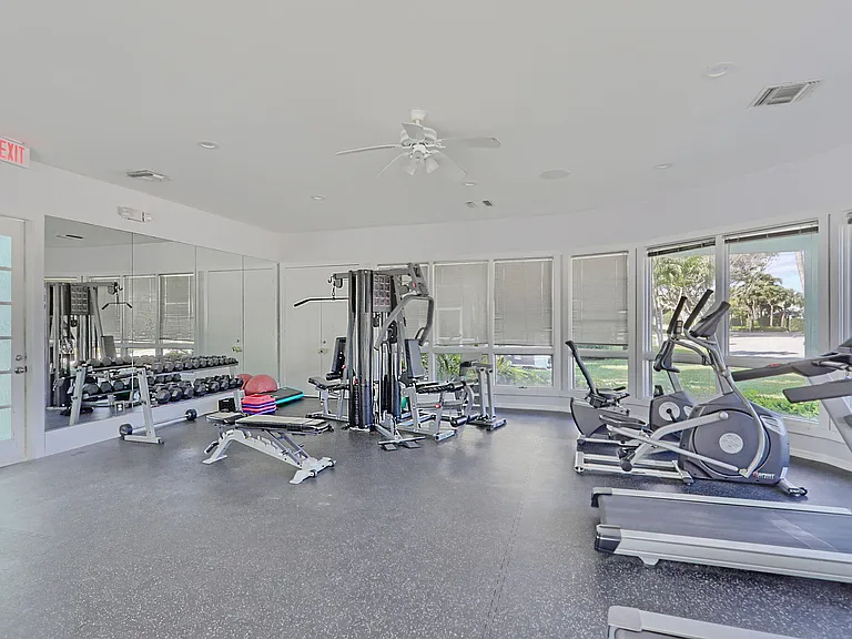 3069 Mainsail Cir — Photo 46