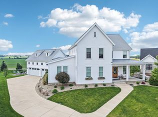 1203 Alice Ct, Waunakee, WI 53597