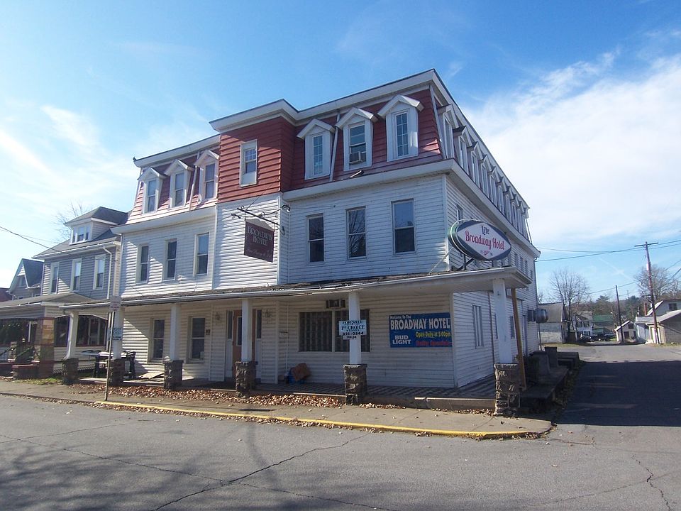 1st image of 120 S Broad St
