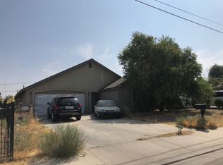 1905 E Planz Rd, Bakersfield, CA 93307