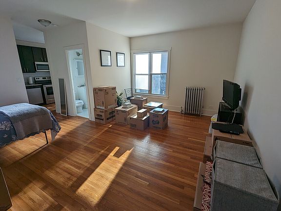 4th image of 4847 N Kimball Ave APT 3H