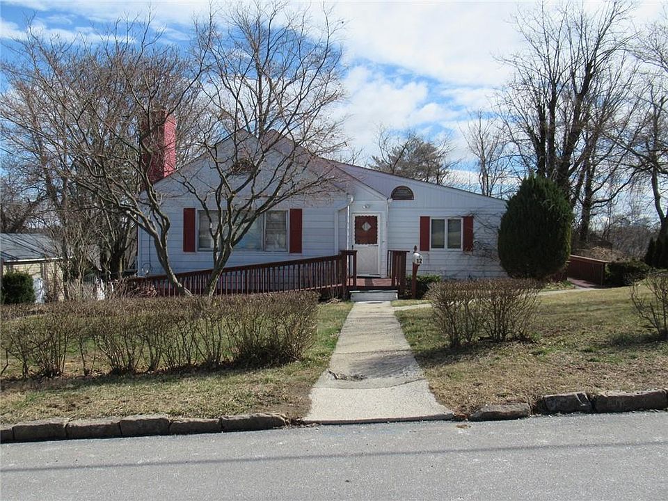 1st image of 12 Downing Drive E
