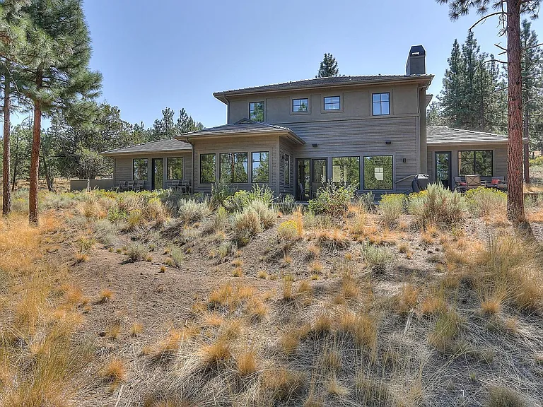 1789 NW Wild Rye Cir — Photo 33