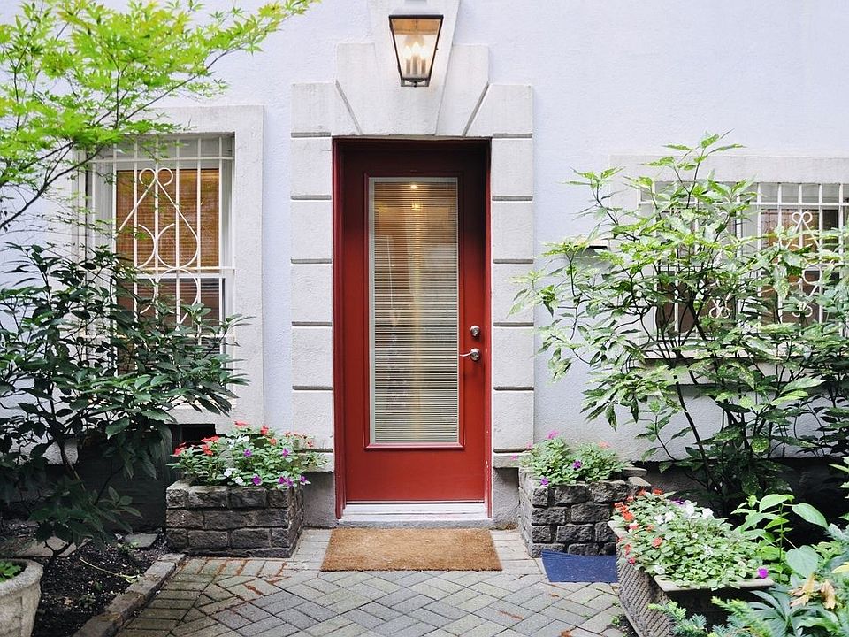 1st image of 405 E 61st St APT 1D